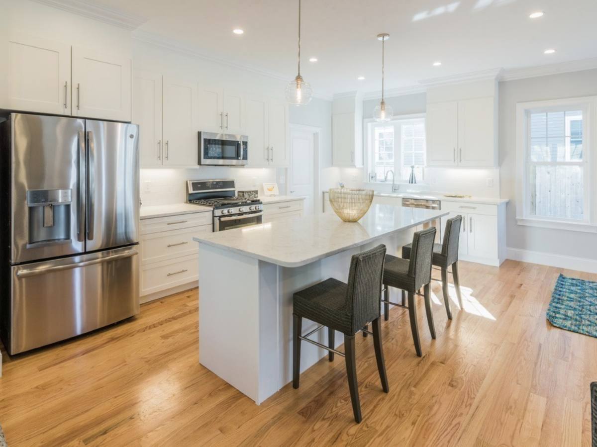 Townhouse for rent at 37 Neponset Ave, Roslindale, MA 02131
