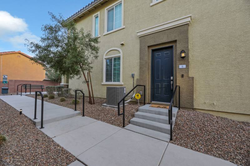 Townhouse for rent at 20 Barbara Lane, Las Vegas, NV 89183