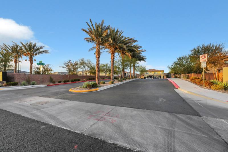 Townhouse for rent at 20 Barbara Lane, Las Vegas, NV 89183
