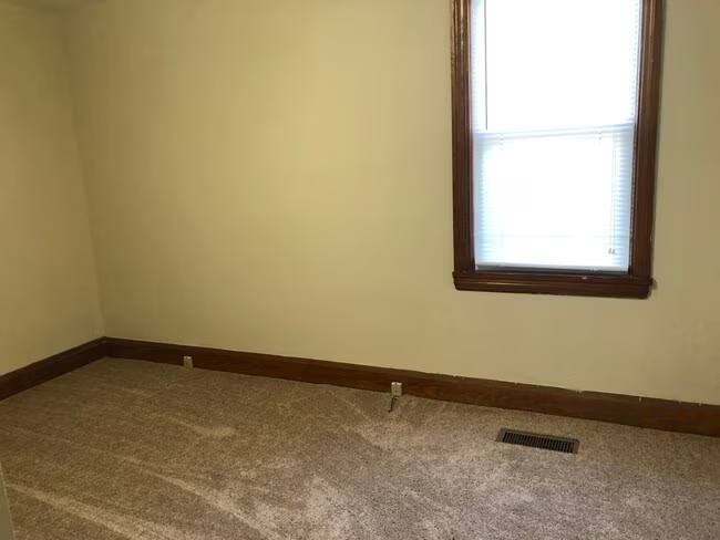 Apartment for rent at 13 Kemper Ave #1, Westminster, MD 21157