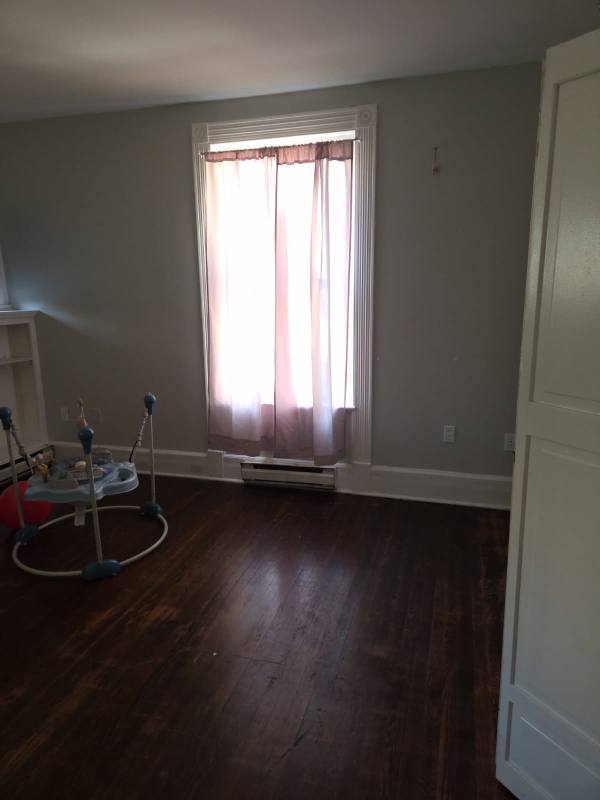 Apartment for rent at 151 Hillside Ave #1E, Waterbury, CT 06710