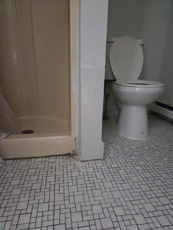 Apartment for rent at 151 Hillside Ave #1E, Waterbury, CT 06710