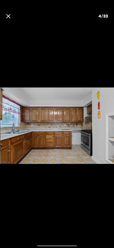 House for rent at 550 Jefferson Ave, Elizabeth, NJ 07201