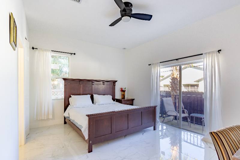 House for rent at 2213 Simms St, Hollywood, FL 33020