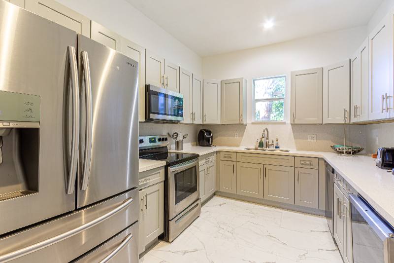 House for rent at 2213 Simms St, Hollywood, FL 33020
