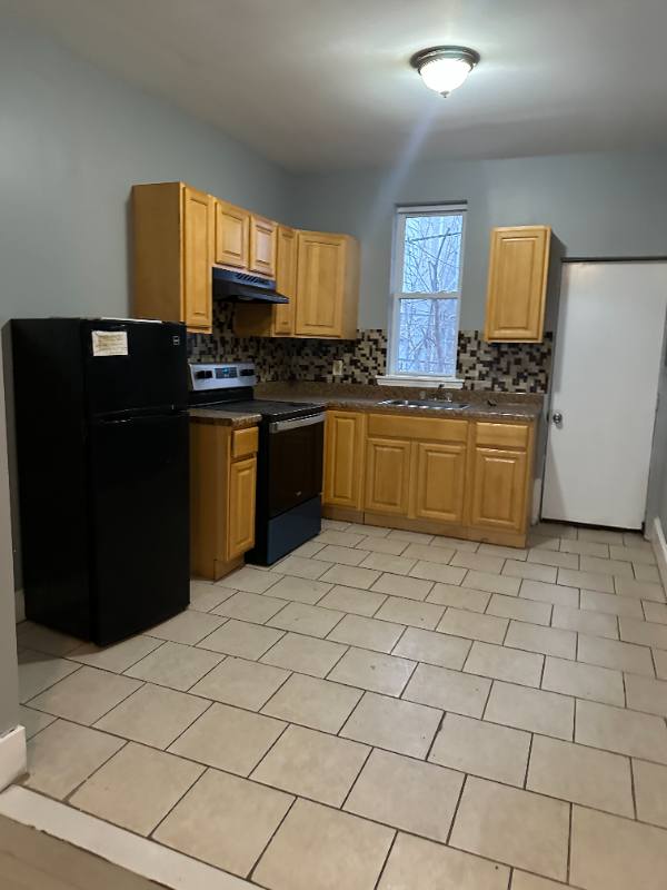 House for rent at 532 Paxon St, Philadelphia, PA 19131
