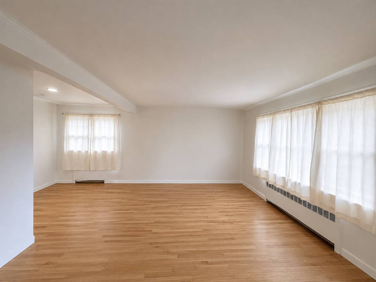 Apartment for rent at 512 Nassau Blvd #1A, Williston Park, NY 11596