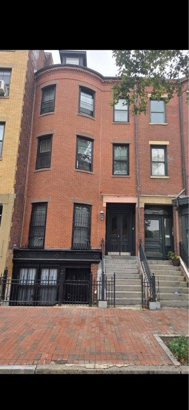 Apartment for rent at 767 Tremont St #8, Boston, MA 02118