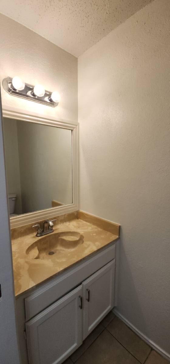 Townhouse for rent at 9110 Lanham St, Fort Worth, TX 76108