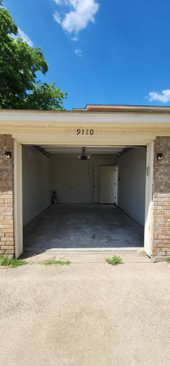 Townhouse for rent at 9110 Lanham St, Fort Worth, TX 76108