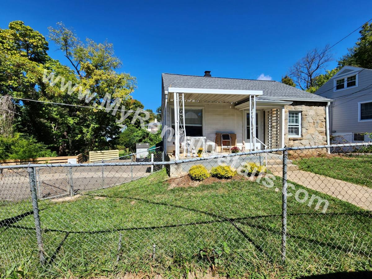House for rent at 41 Lennox St, Asheville, NC 28801