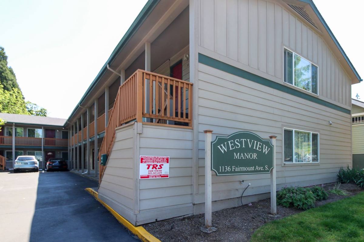 Apartment for rent at 1136 Fairmount Ave S, Salem, OR 97302