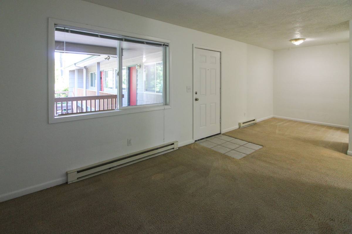 Apartment for rent at 1136 Fairmount Ave S, Salem, OR 97302