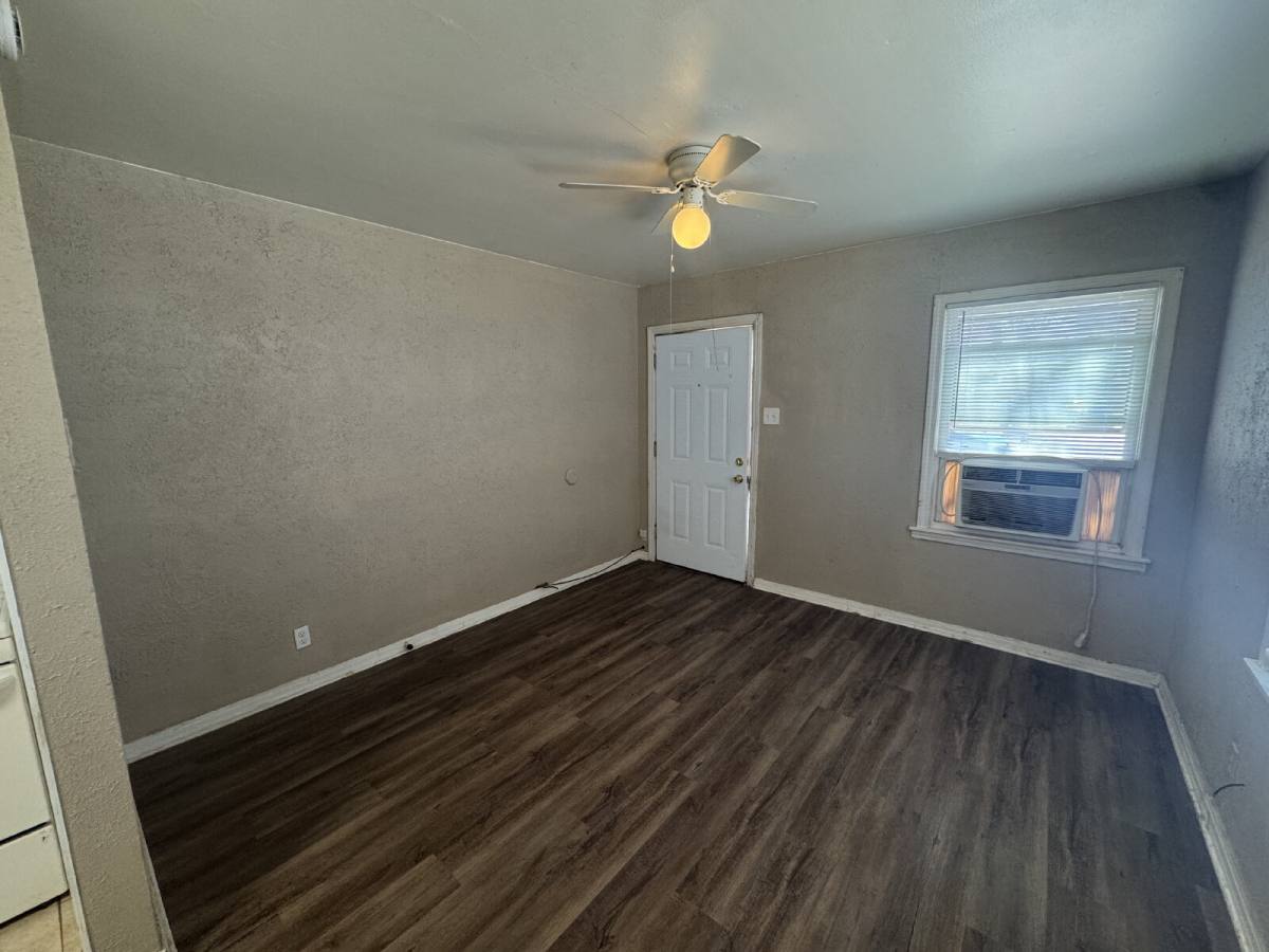 Townhouse for rent at 2118 33rd St #B, Lubbock, TX 79411