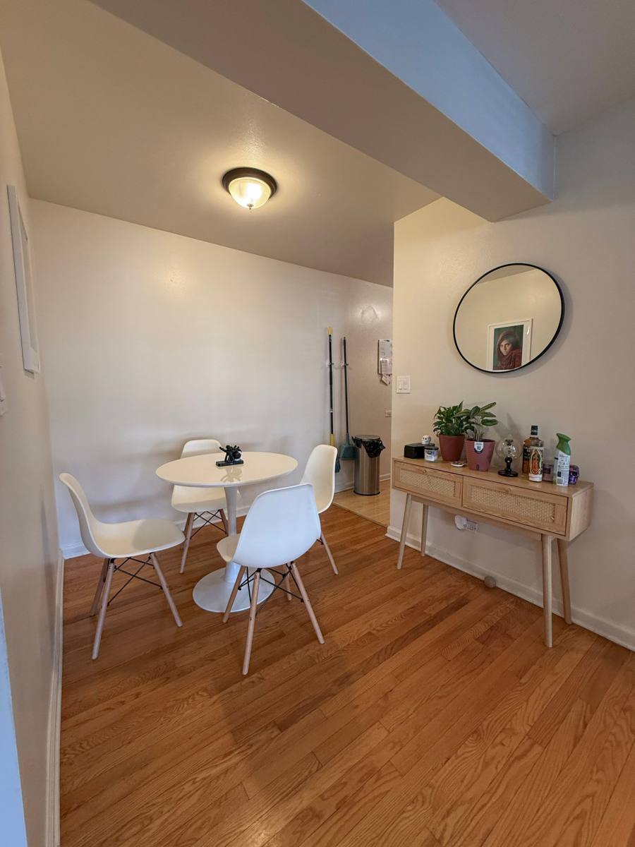 Apartment for rent at 5746 N Sheridan Rd #302, Chicago, IL 60660