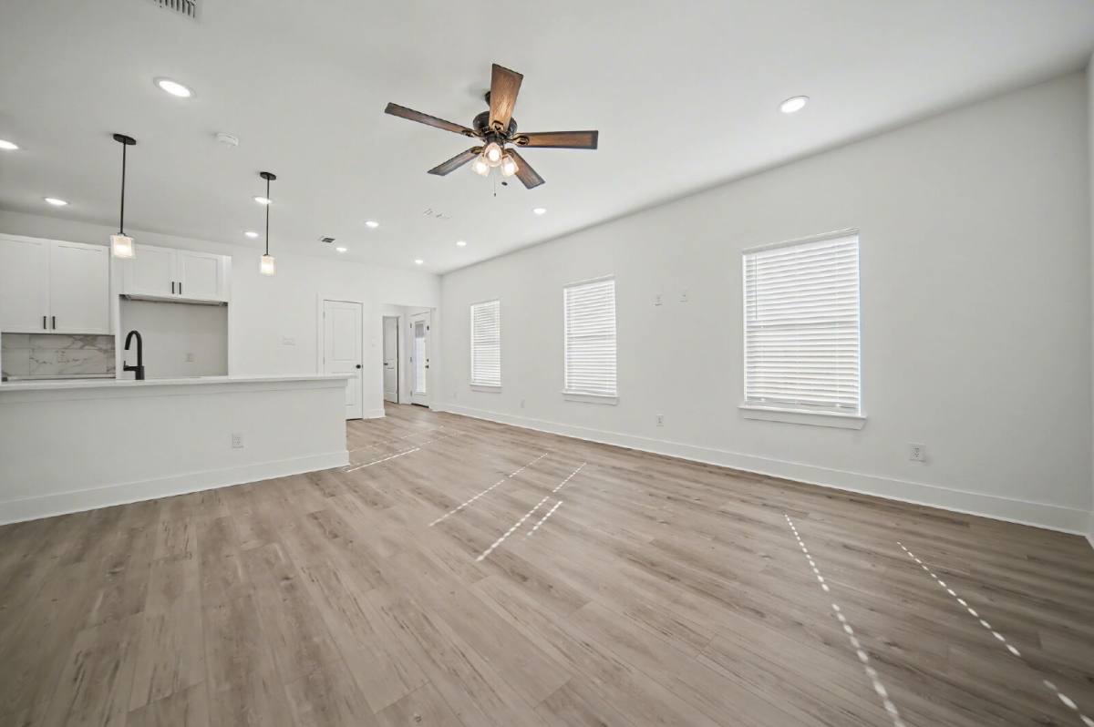 Townhouse for rent at 3163 Karen St, Fort Worth, TX 76116