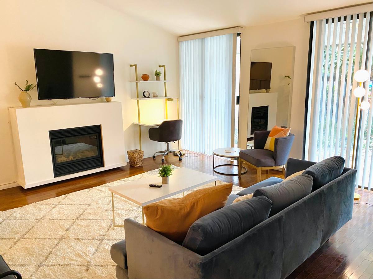 Townhouse for rent at 5401W Slauson Ave, Los Angeles, CA 90056