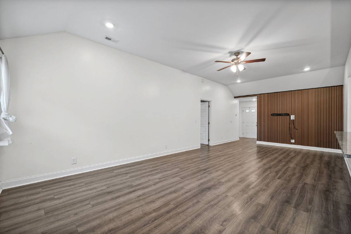 House for rent at 204 King Rd, Clarksville, TN 37042