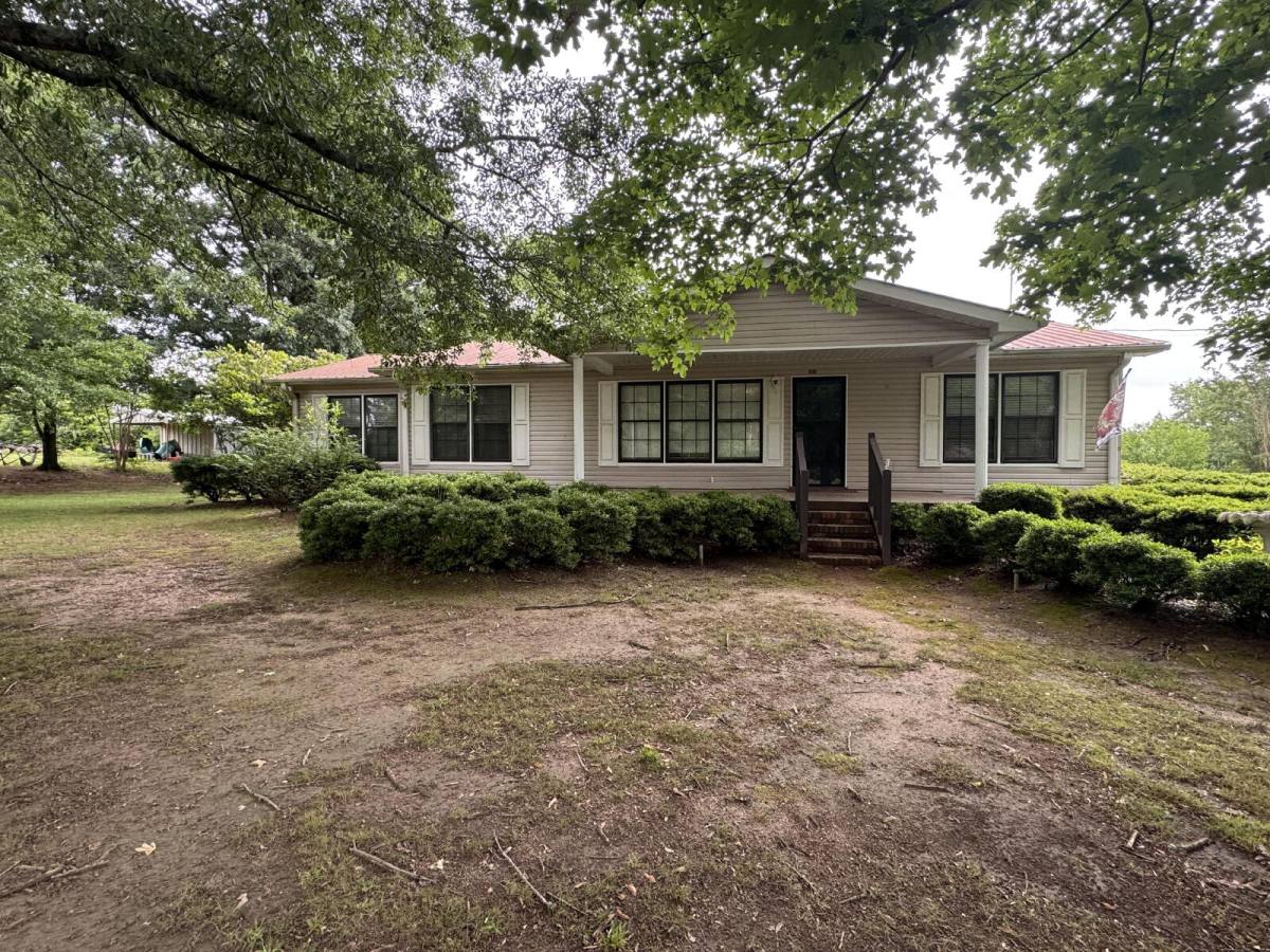 House for rent at 190 Croft Ave, Rainsville, AL 35986