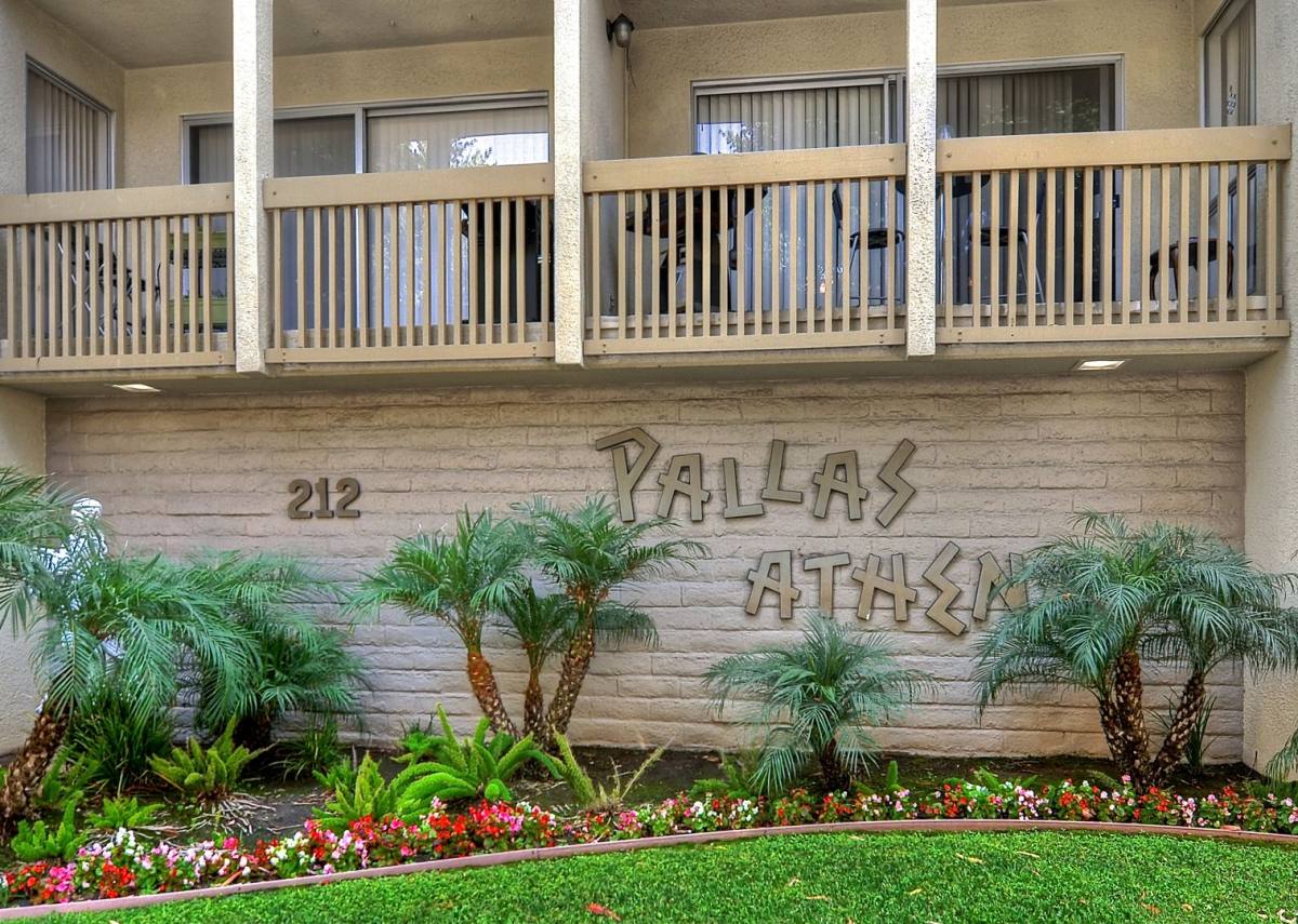 Apartment for rent at 212 Euclid Ave, Long Beach, CA 90803