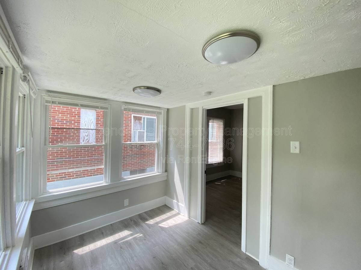 House for rent at 1004 W Fairview Ave, Dayton, OH 45406