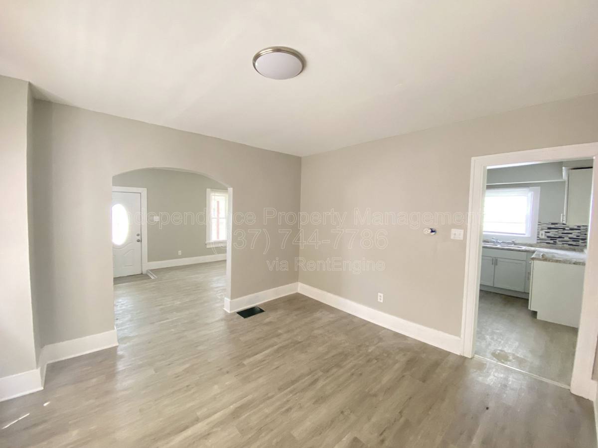 House for rent at 1004 W Fairview Ave, Dayton, OH 45406