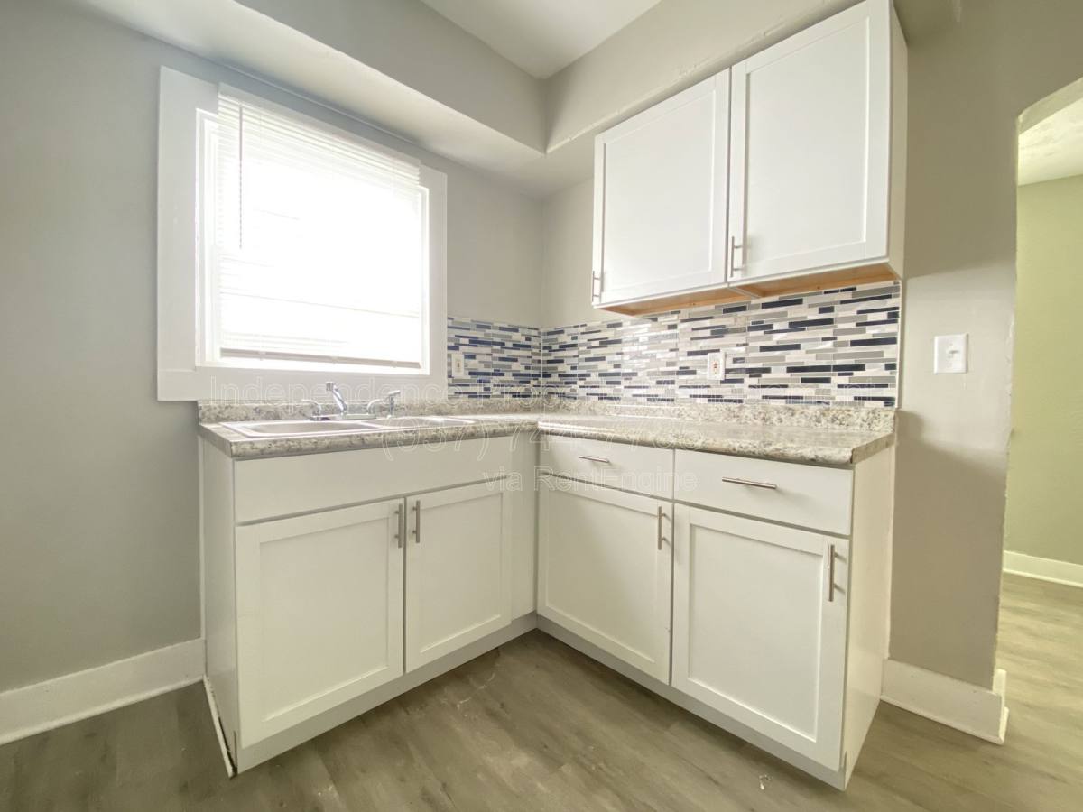 House for rent at 1004 W Fairview Ave, Dayton, OH 45406