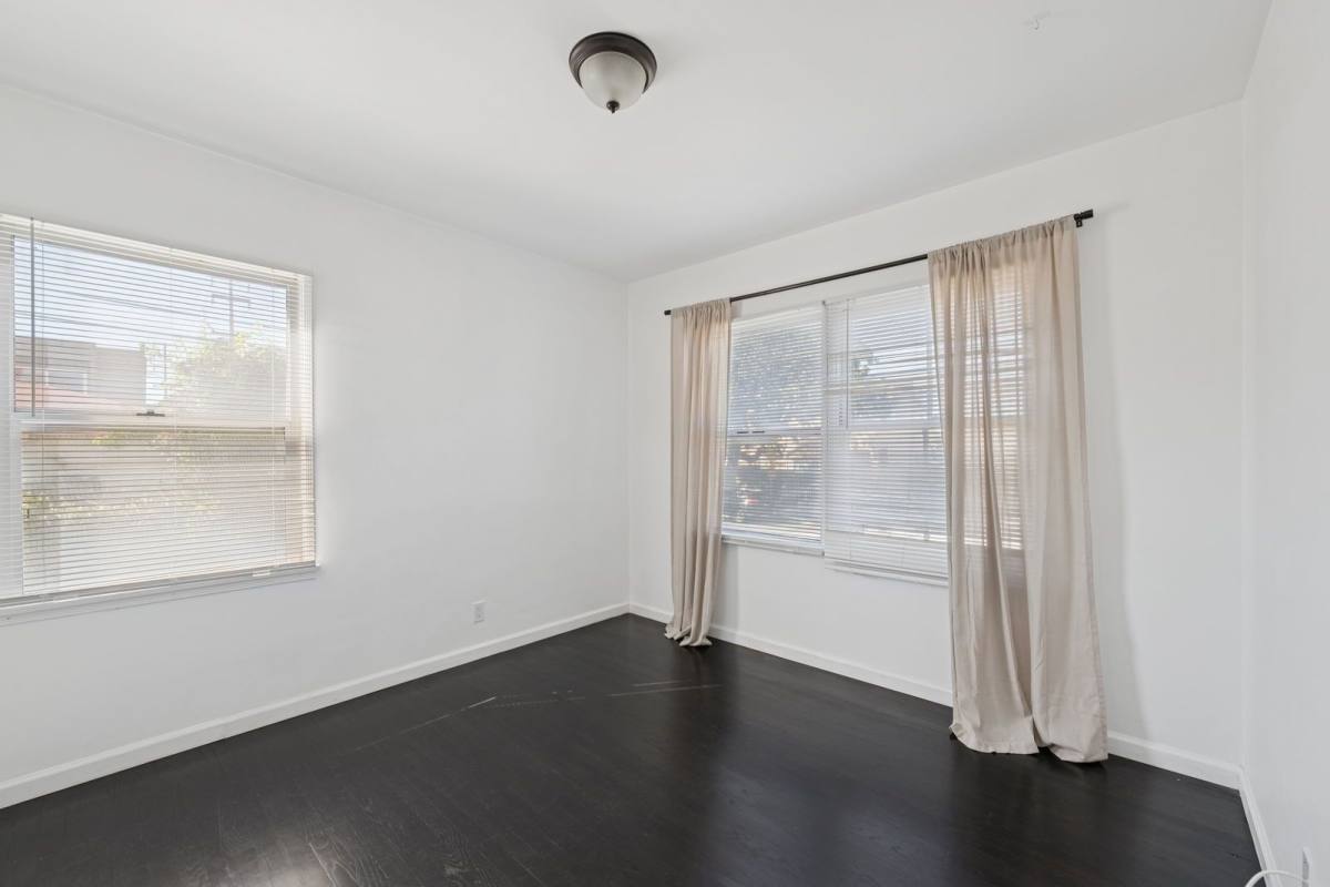 Apartment for rent at 2032 Delaware Ave #2032A, Santa Monica, CA 90404