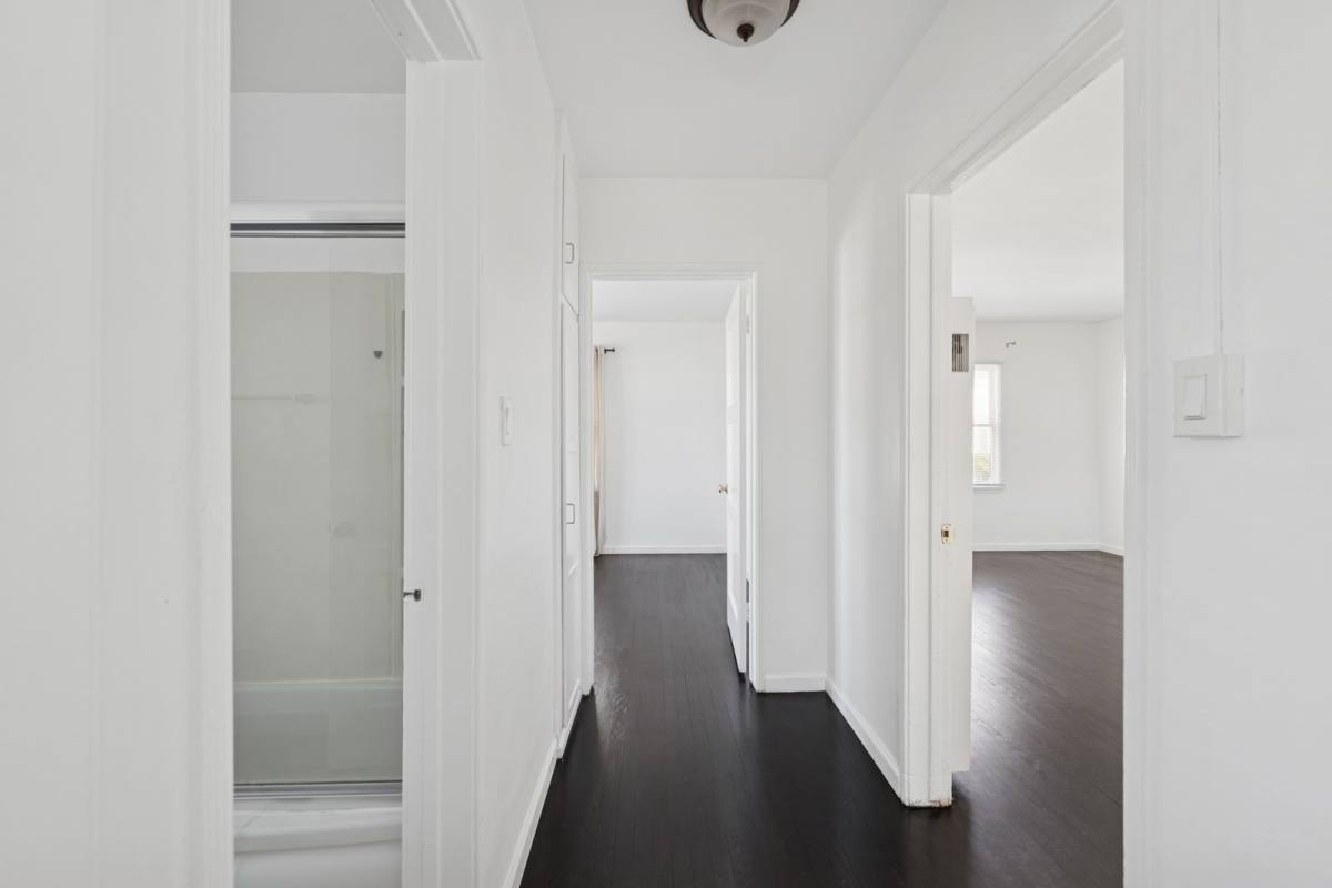 Apartment for rent at 2032 Delaware Ave #2032A, Santa Monica, CA 90404