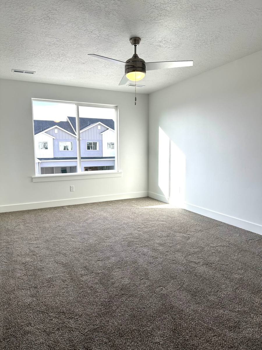 Apartment for rent at 718 N 160 E, Tooele, UT 84074