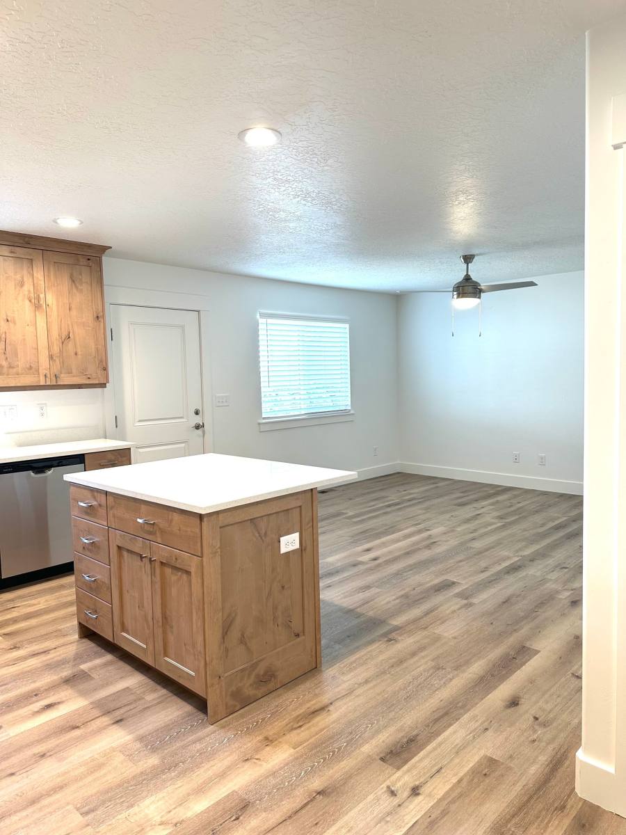 Apartment for rent at 718 N 160 E, Tooele, UT 84074
