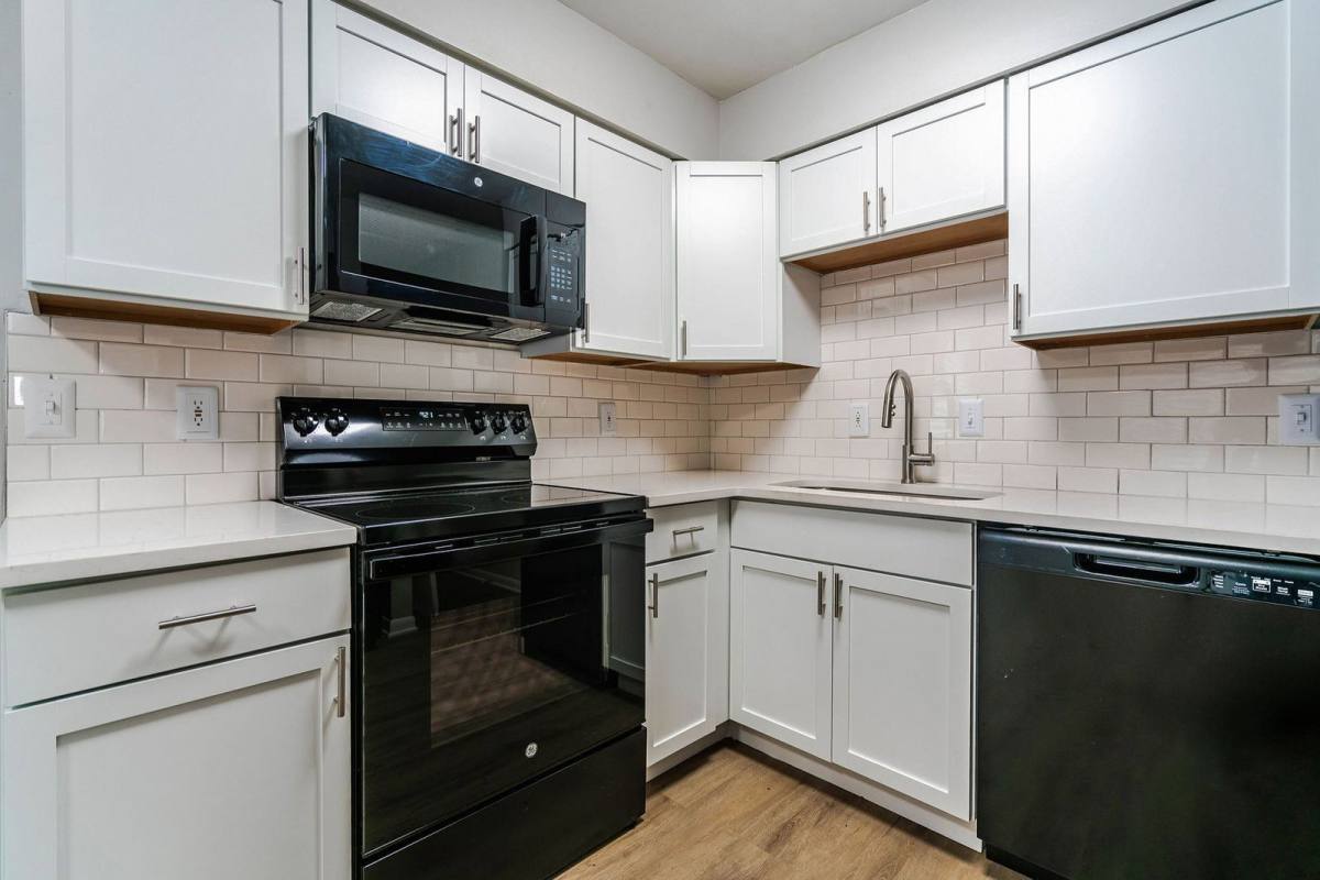 Apartment for rent at 656 Riverview Dr #B, Columbus, OH 43202
