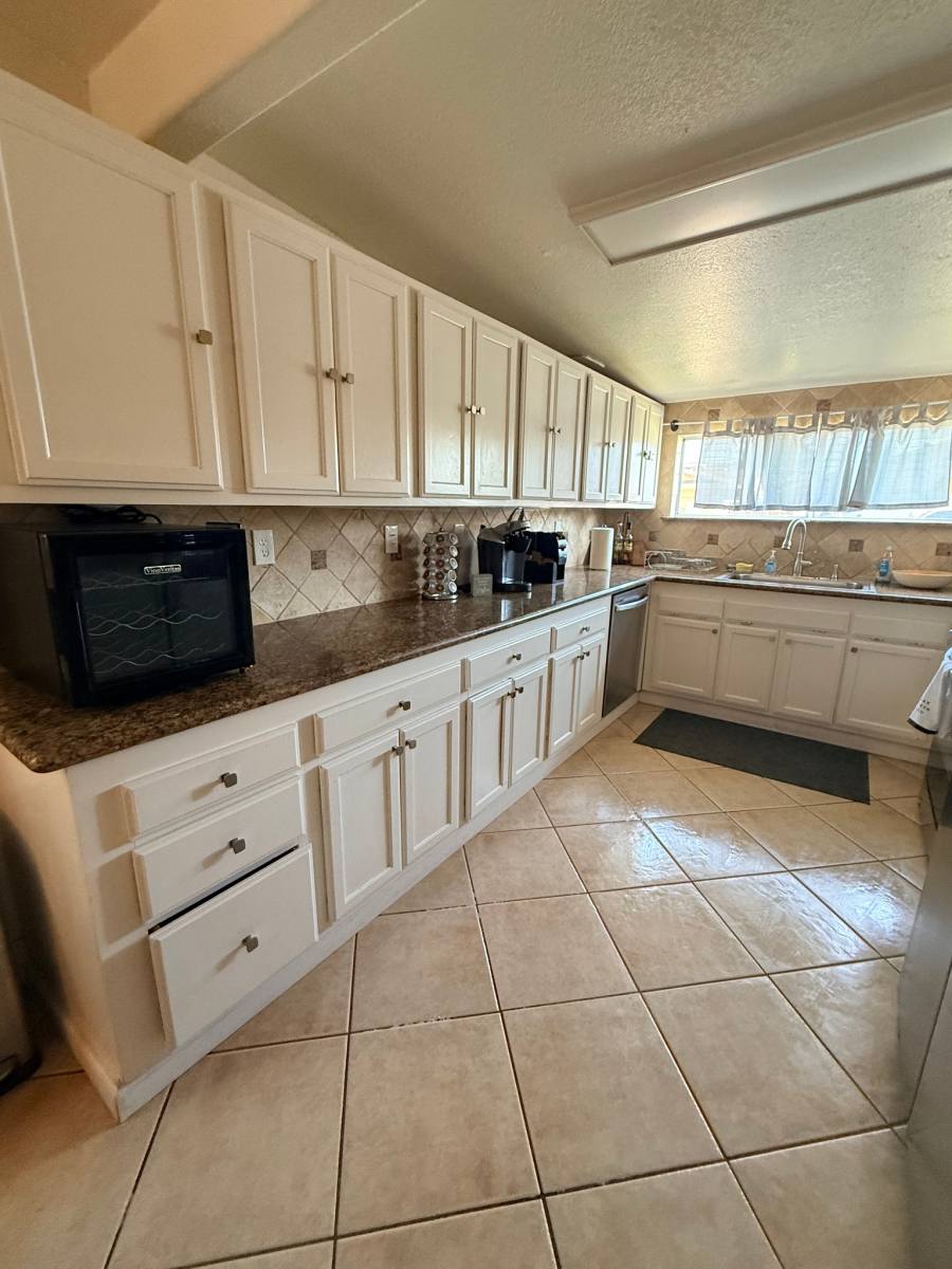 House for rent at 1032 Fremont Blvd, West Sacramento, CA 95605