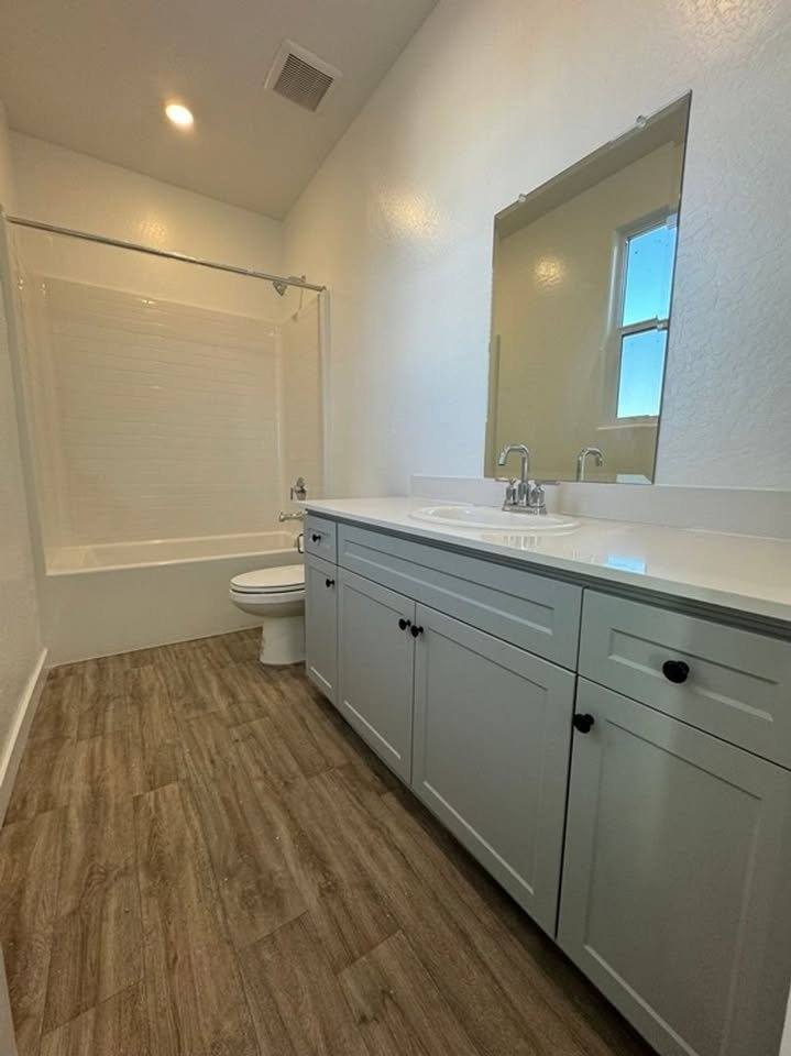 House for rent at 5883 W Austin Way, Fresno, CA 93722