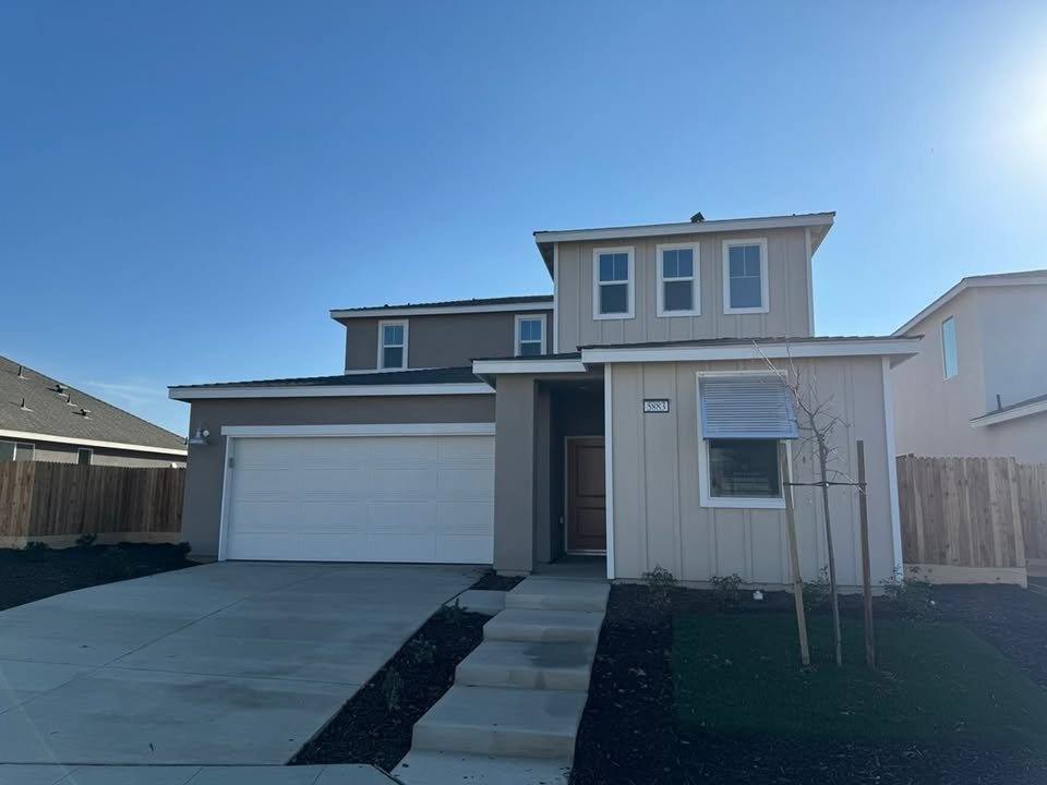 House for rent at 5883 W Austin Way, Fresno, CA 93722