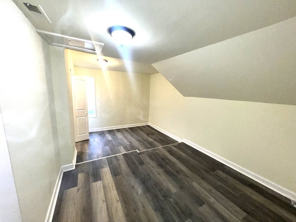 House for rent at 1233 W 71st Place, Chicago, IL 60636
