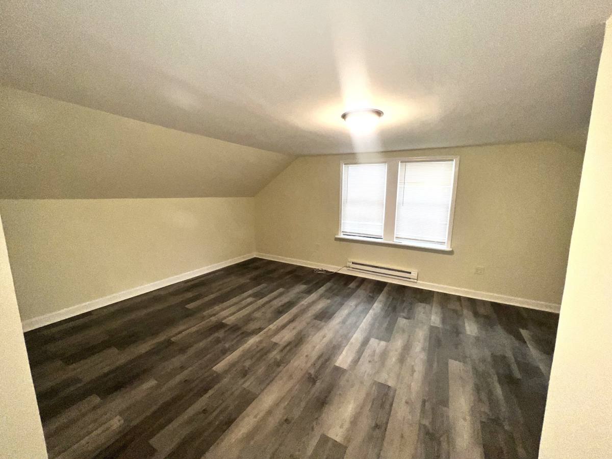 House for rent at 1233 W 71st Place, Chicago, IL 60636