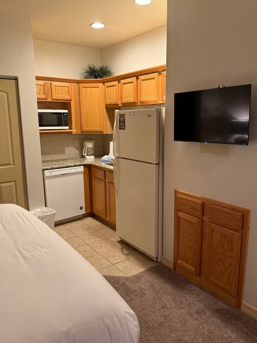 Apartment for rent at 310 S Wildwood Dr #5-2A, Branson, MO 65616