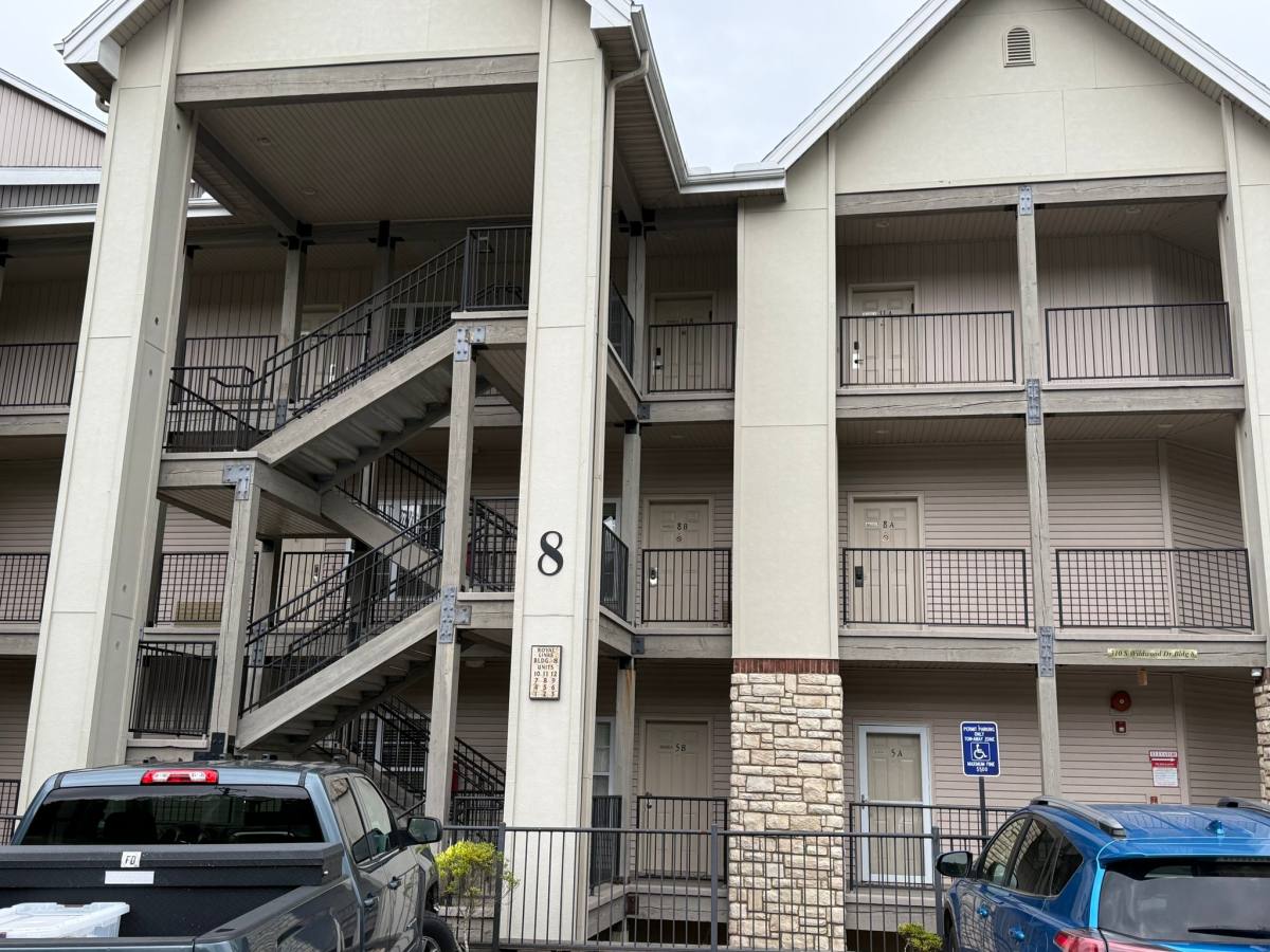 Apartment for rent at 310 S Wildwood Dr #5-2A, Branson, MO 65616