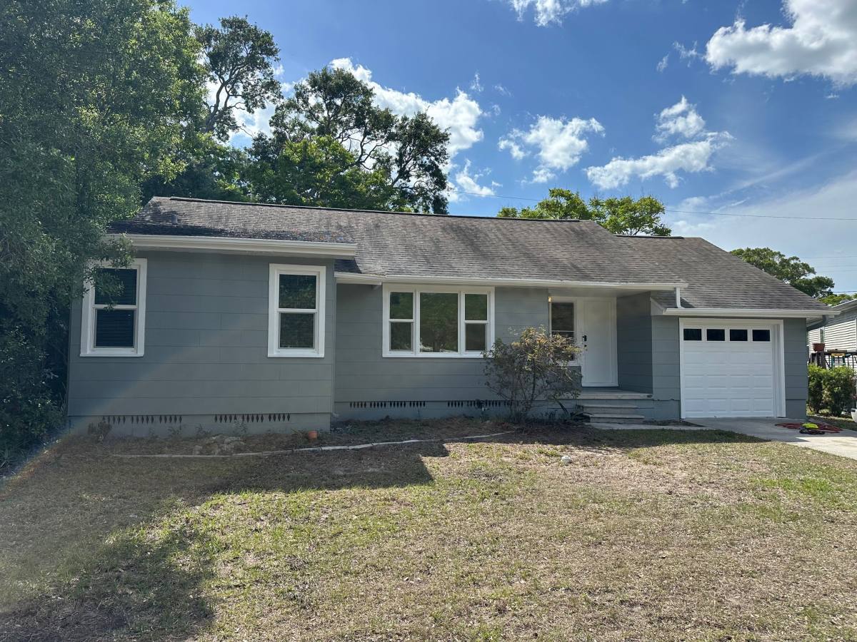 1024 Michigan Dr E, Dunedin, FL 34698 - House for Rent - Image 1