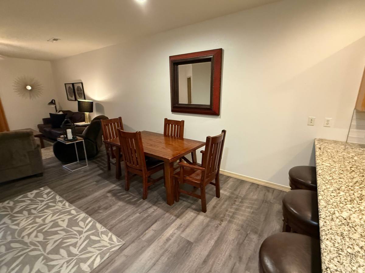 Apartment for rent at 310 S Wildwood Dr #5-2B, Branson, MO 65616
