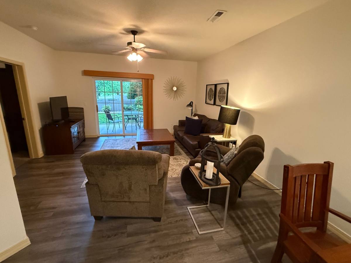 Apartment for rent at 310 S Wildwood Dr #5-2B, Branson, MO 65616