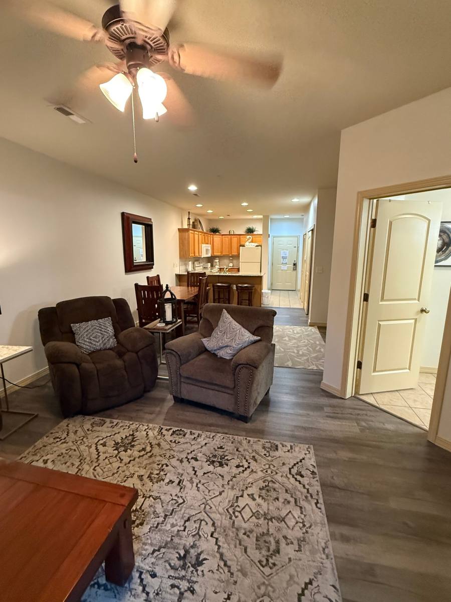 Apartment for rent at 310 S Wildwood Dr #5-2B, Branson, MO 65616