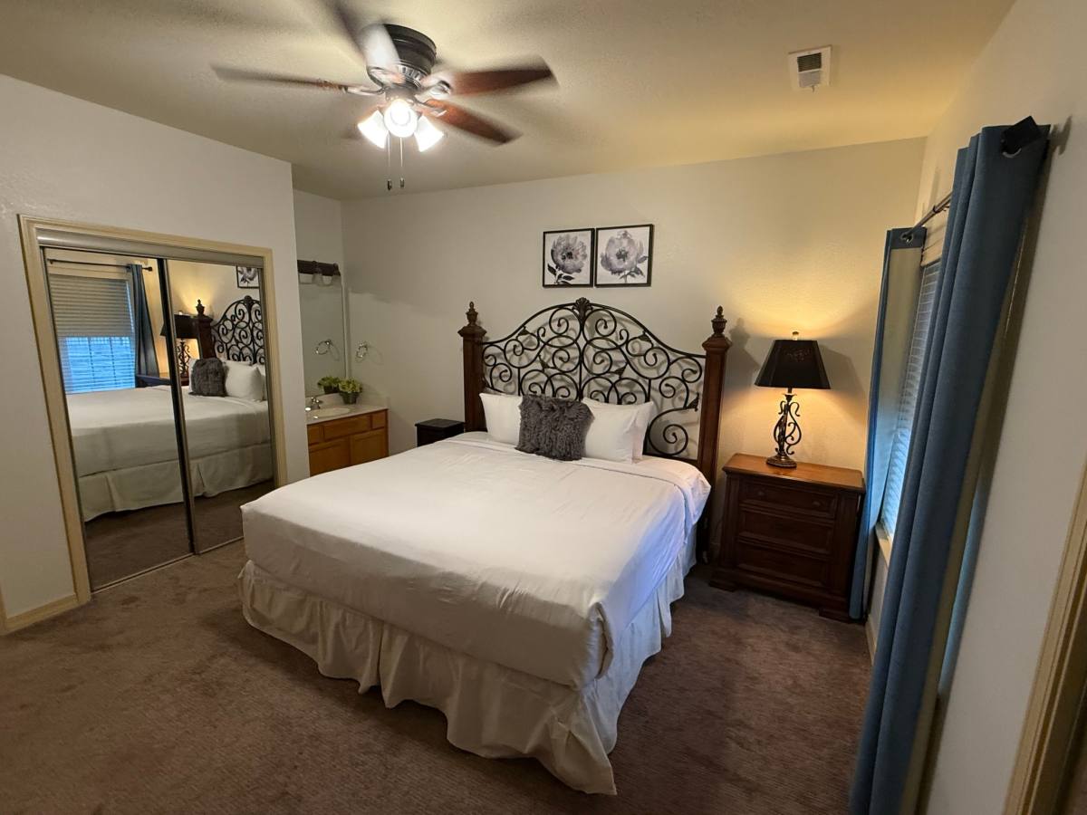 Apartment for rent at 310 S Wildwood Dr #5-2B, Branson, MO 65616