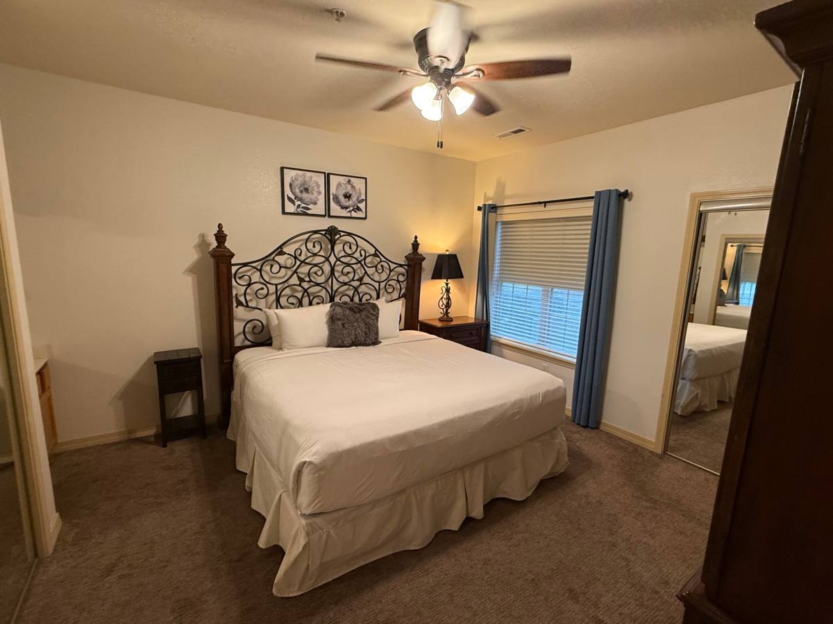 Apartment for rent at 310 S Wildwood Dr #5-2B, Branson, MO 65616