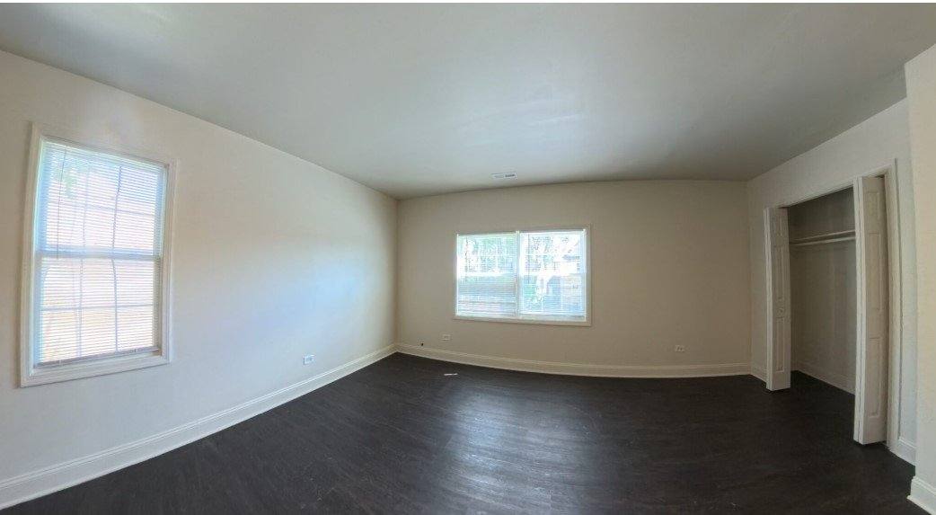 Apartment for rent at 314 E 138th St #1F, Riverdale, IL 60827