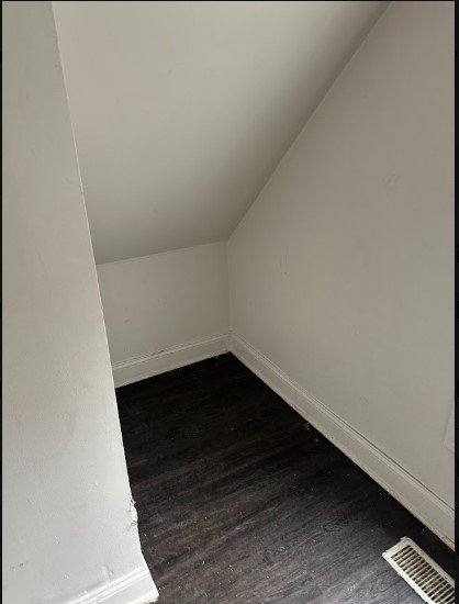 Apartment for rent at 314 E 138th St #1F, Riverdale, IL 60827