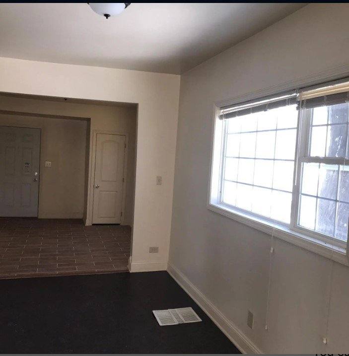 Apartment for rent at 314 E 138th St #1F, Riverdale, IL 60827