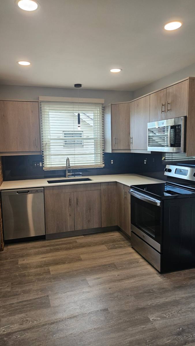 Apartment for rent at 5220 W 52nd St #UP, Cleveland, OH 44134