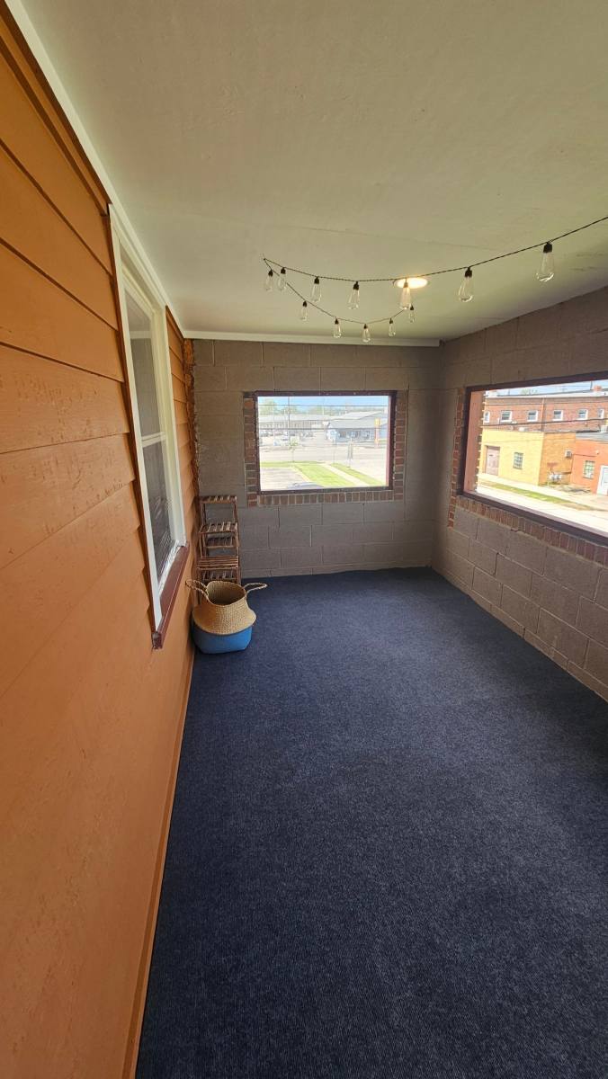 Apartment for rent at 5220 W 52nd St #UP, Cleveland, OH 44134